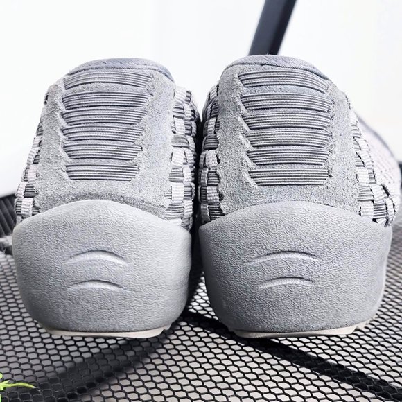 Skechers 49025 Gray Relaxed Fit Memory Foam Leather & Weave Comfort Shoes SZ 10 - Picture 9 of 10